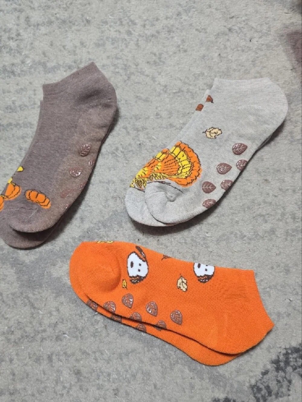 Peanuts Women's Ankle Sock Trio - Orange, Gray, Brown
